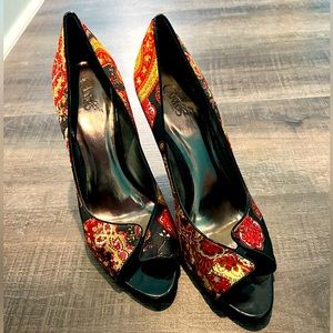 Carlos Santana Pounce Paisley Black/Red/Multi Peep Toe